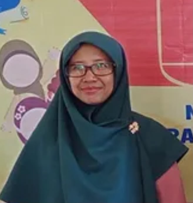 Ustadzah Dwi Muryani,Sp.d